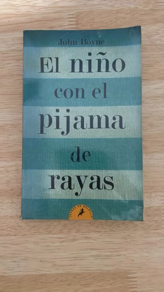El niño con el pijama de rayas/ The Boy in the ...