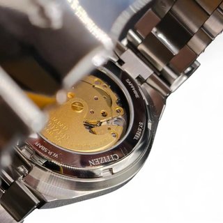 RELOJ CITIZEN NJ0151-53W TSUYOSA