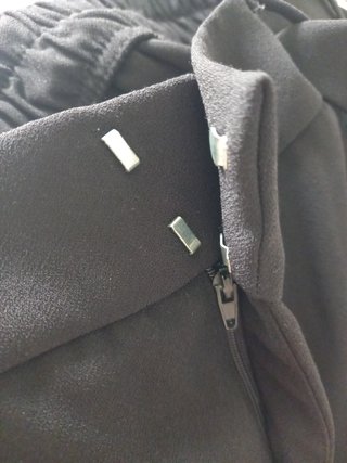 Pantaloni cargo neri Zara