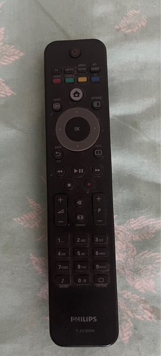 TV LED Philips 32 Negra con Mando