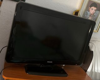 TV LED Philips 32 Negra con Mando