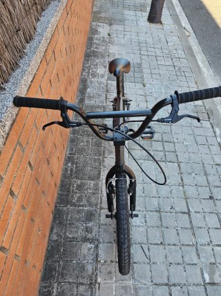 Bicicleta BMX WIPE 20