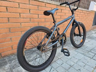 Bicicleta BMX WIPE 20