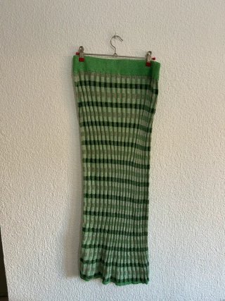 Falda midi lentejuelas verde M