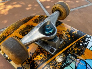 Skate, Palace board, Venture trucks