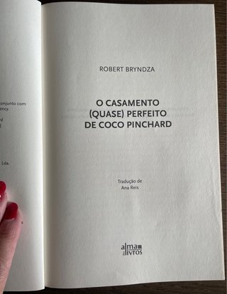 “O casamento (quase) perfeito de Coco Pinchard”