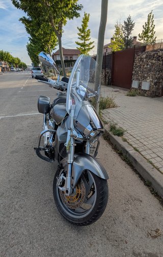 Suzuki Intruder M1800R - Como Nueva