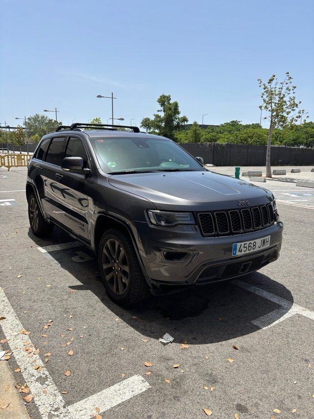 Jeep Cherokee 75 aniversario