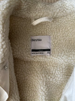 Chaqueta vaquera Bershka borrego Talla XS