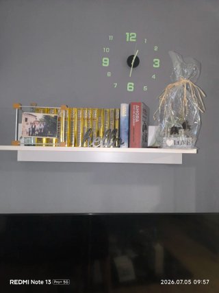 Mueble de salón blanco,son dos módulos de colgar