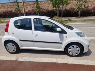 Peugeot 107 1.0 AUTOMATICO 5P GASOLINA