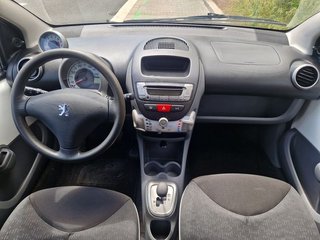 Peugeot 107 1.0 AUTOMATICO 5P GASOLINA