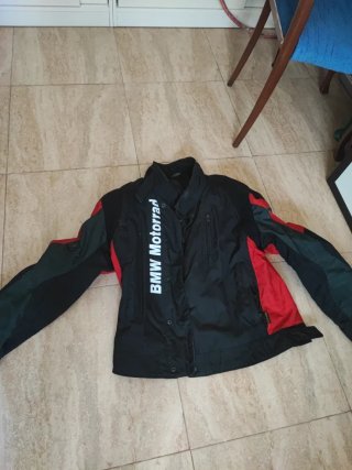 Chaqueta Dainese Talla 54L con Protecciones