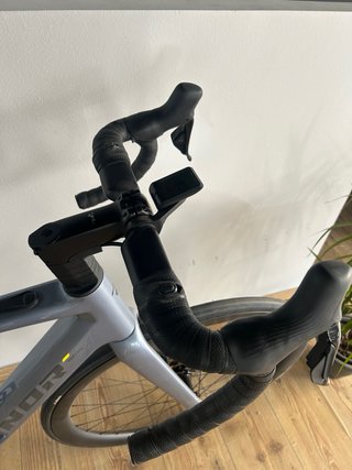 Bicicleta Carretera CONOR E-VOLCANO Eléctrica