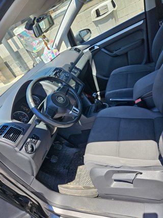 Volkswagen Touran 1.6 TDI 105 CV | 7 Plazas | ¡Imp
