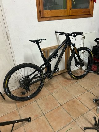 Commencal V5 Bicicleta Montaña