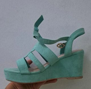 Sandalias plataforma verde agua Talla 40