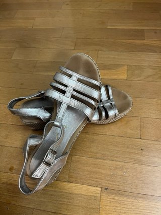 Sandalias Unisa Talla 36 Plata