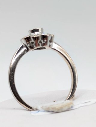 Anillo Oro 18k con Diamantes