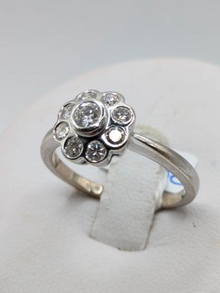 Anillo Oro 18k con Diamantes