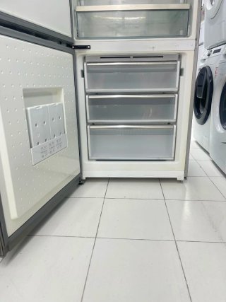 Nevera marca Siemens ancho70 cm con garantia