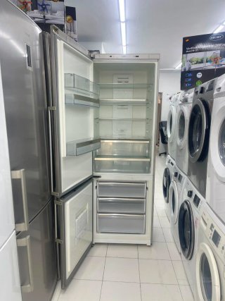 Nevera marca Siemens ancho70 cm con garantia