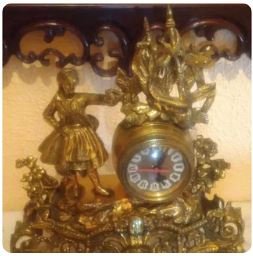 Reloj antiguo de bronce