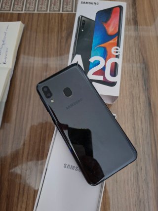 Samsung A20e Negro