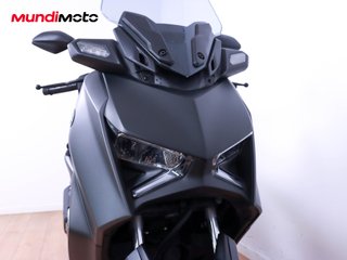YAMAHA X-MAX 300