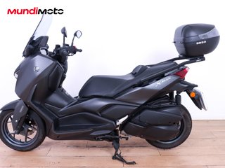 YAMAHA X-MAX 300