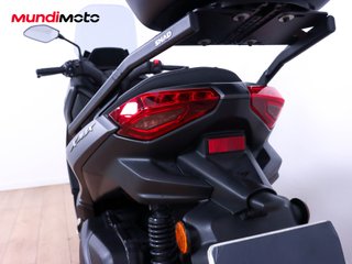 YAMAHA X-MAX 300