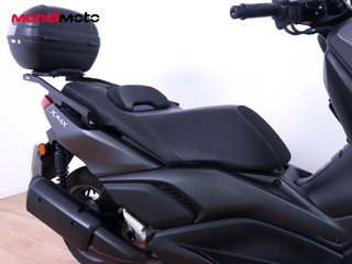 YAMAHA X-MAX 300