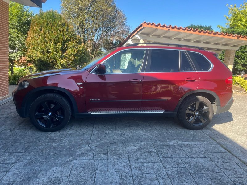 BMW X5 2010 - foto 1