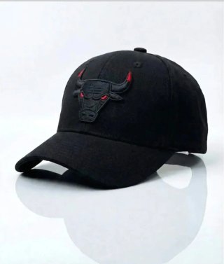 Gorra Negra Chicago Bulls