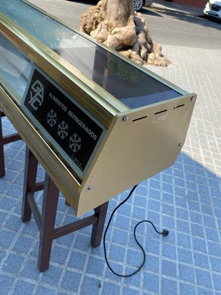 Vitrina expositora refrigerada para alimentos