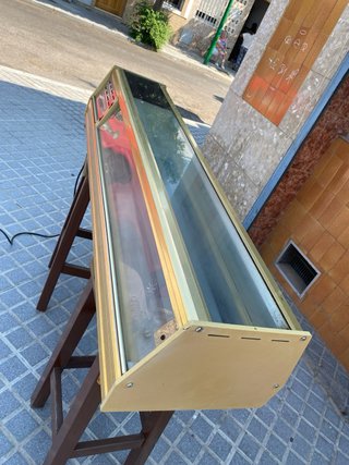 Vitrina expositora refrigerada para alimentos
