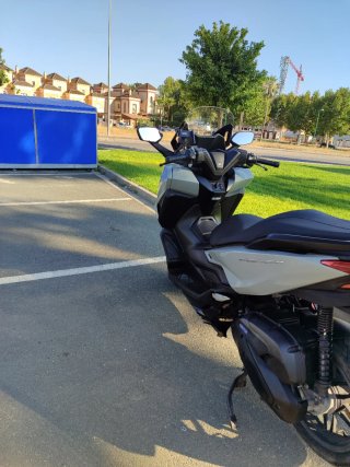 Maxi Scooter Honda Forza 125 Gris/Negra NEGOCIABLE