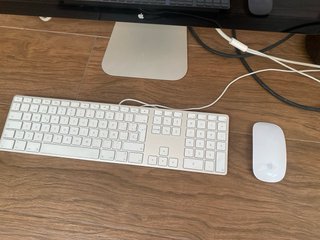 Mac Pro 2013 + Monitor Thunderbolt 27 + Tastiera