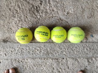 4 Pelotas de Pádel Head