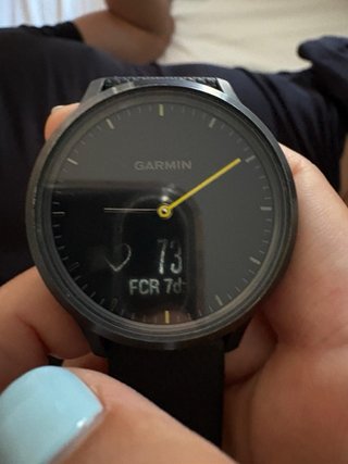 Reloj Garmin vivomove HR Negro