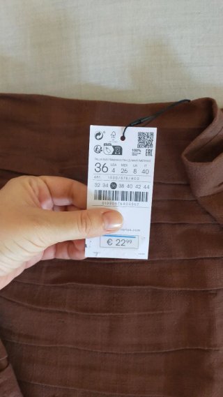 Minifalda Stradivarius marrón fruncida