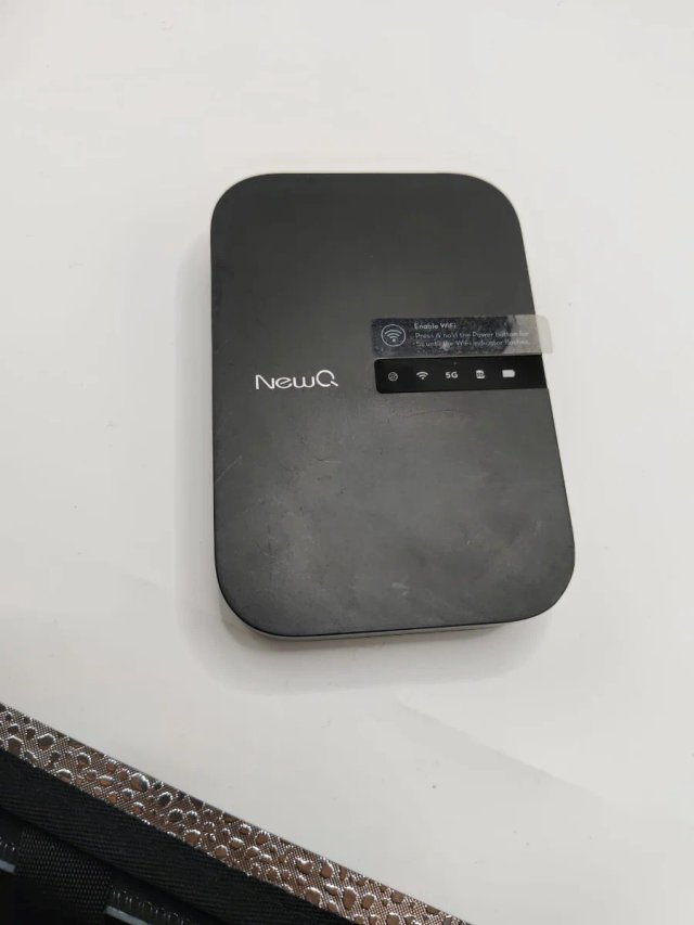 NewQ Filehub AC750 Travel Router 5G