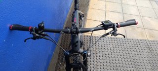 Bicicleta Montaña Eléctrica cube hibrid de 500