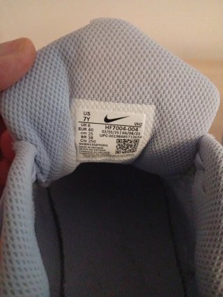 Zapatillas Nike Blancas y Amarillas
