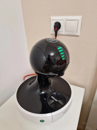 Cafetera Dolce Gusto Krups Negra