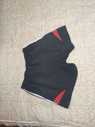 Pantalones cortos Adidas negros con rayas