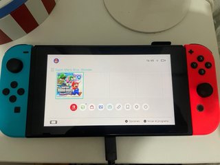 Nintendo Switch Azul y Rojo