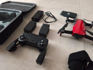 Drone DJI Mavic Air con 2 batterie