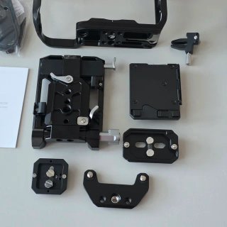 SmallRig Kit Gabbia V-Mount Canon C50