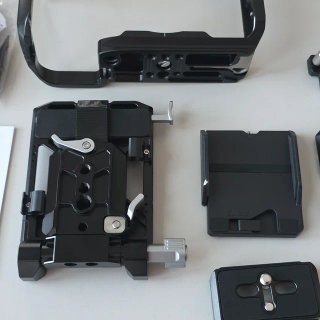 SmallRig Kit Gabbia V-Mount Canon C50